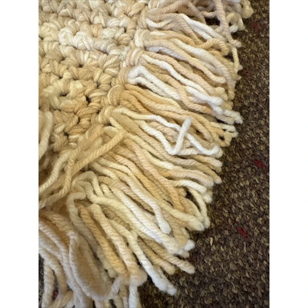 Vintage Handmade Crocheted Afghan Throw Blanket Bobble Stitch Fringe Boho 70x43